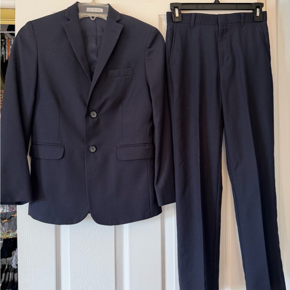 Izod Other - Izod boys classic navy blue suit